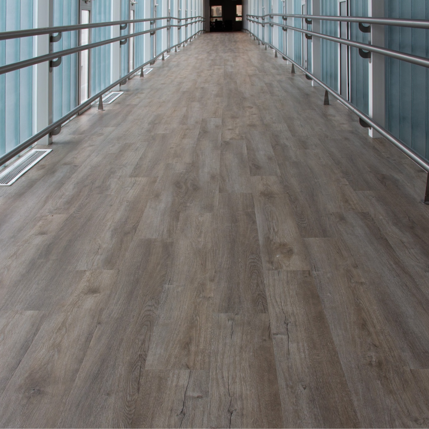 Piso Vinílico LVT 3 mm Toscano WC 26. (Precio por caja) cantidad 3,37 m2