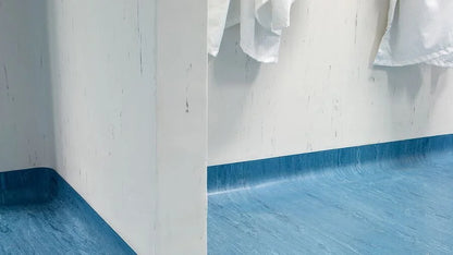 Revestimiento de pared en rollo Homogéneo Polyclad Plus 2700 Dove White ( Precio por m2 )